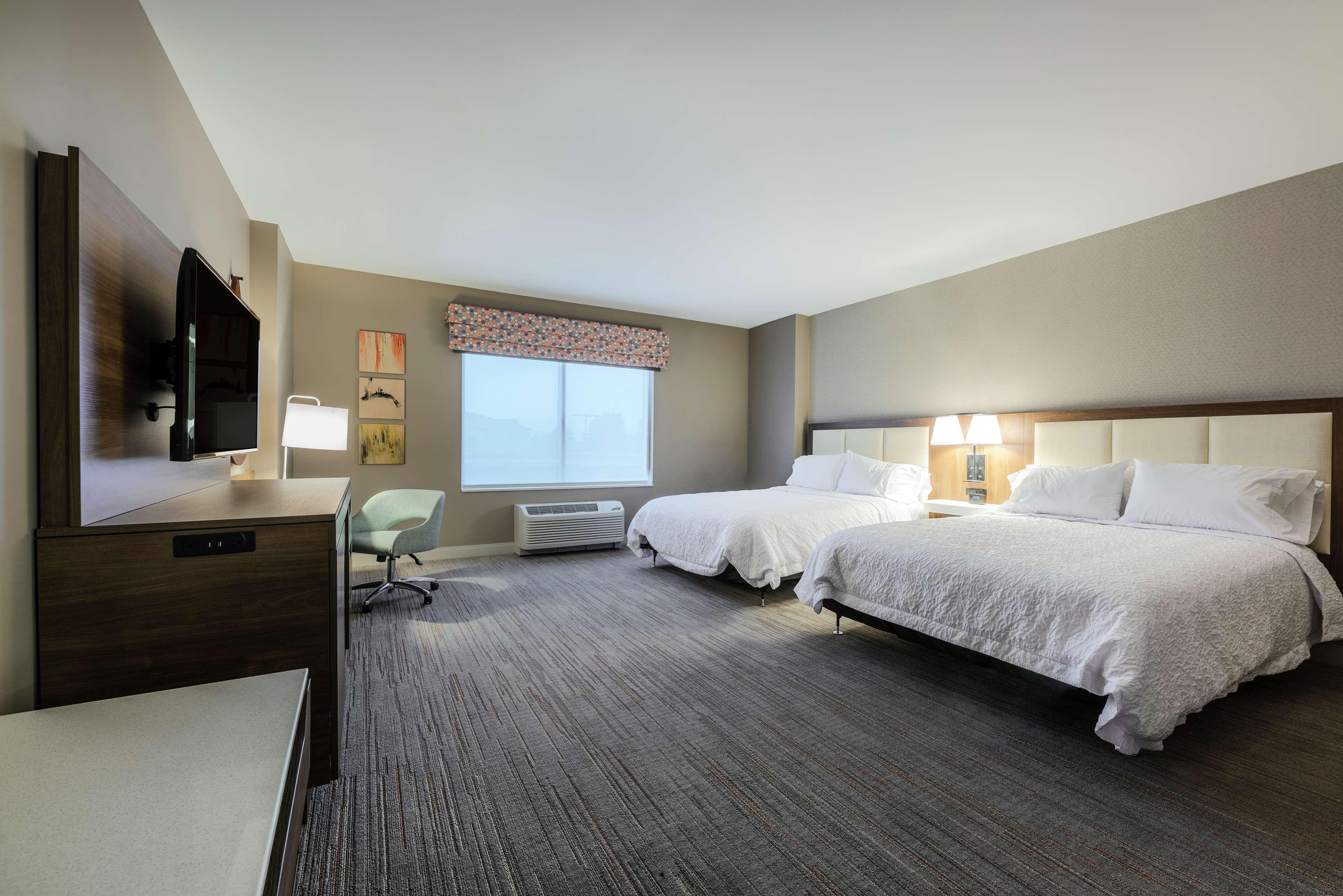 Hampton Inn & Suites Charlottetown Exterior photo