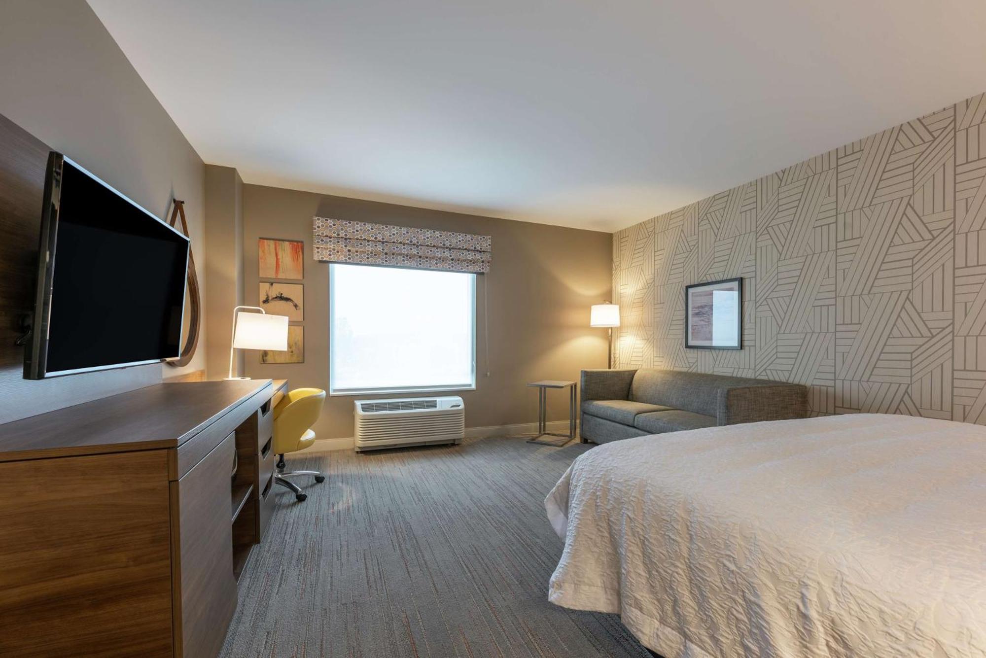 Hampton Inn & Suites Charlottetown Exterior photo