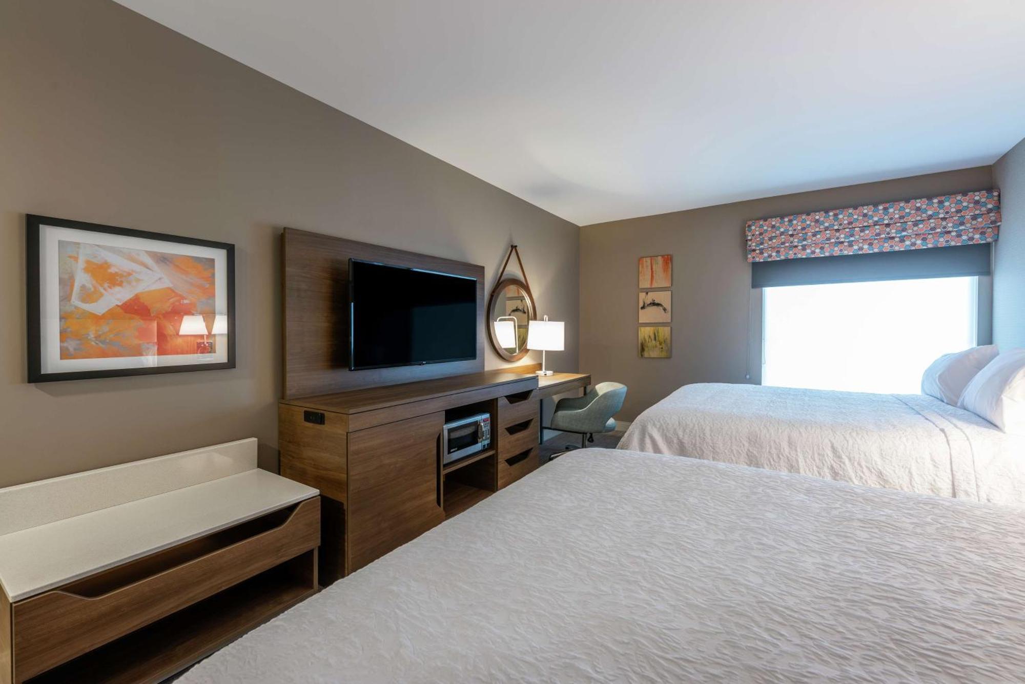 Hampton Inn & Suites Charlottetown Exterior photo